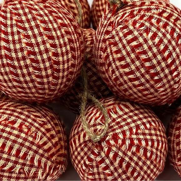 10 Primitive BARN RED Fabric RAG BALLS Christmas Ornaments farmhouse decor - Picture 8 of 8